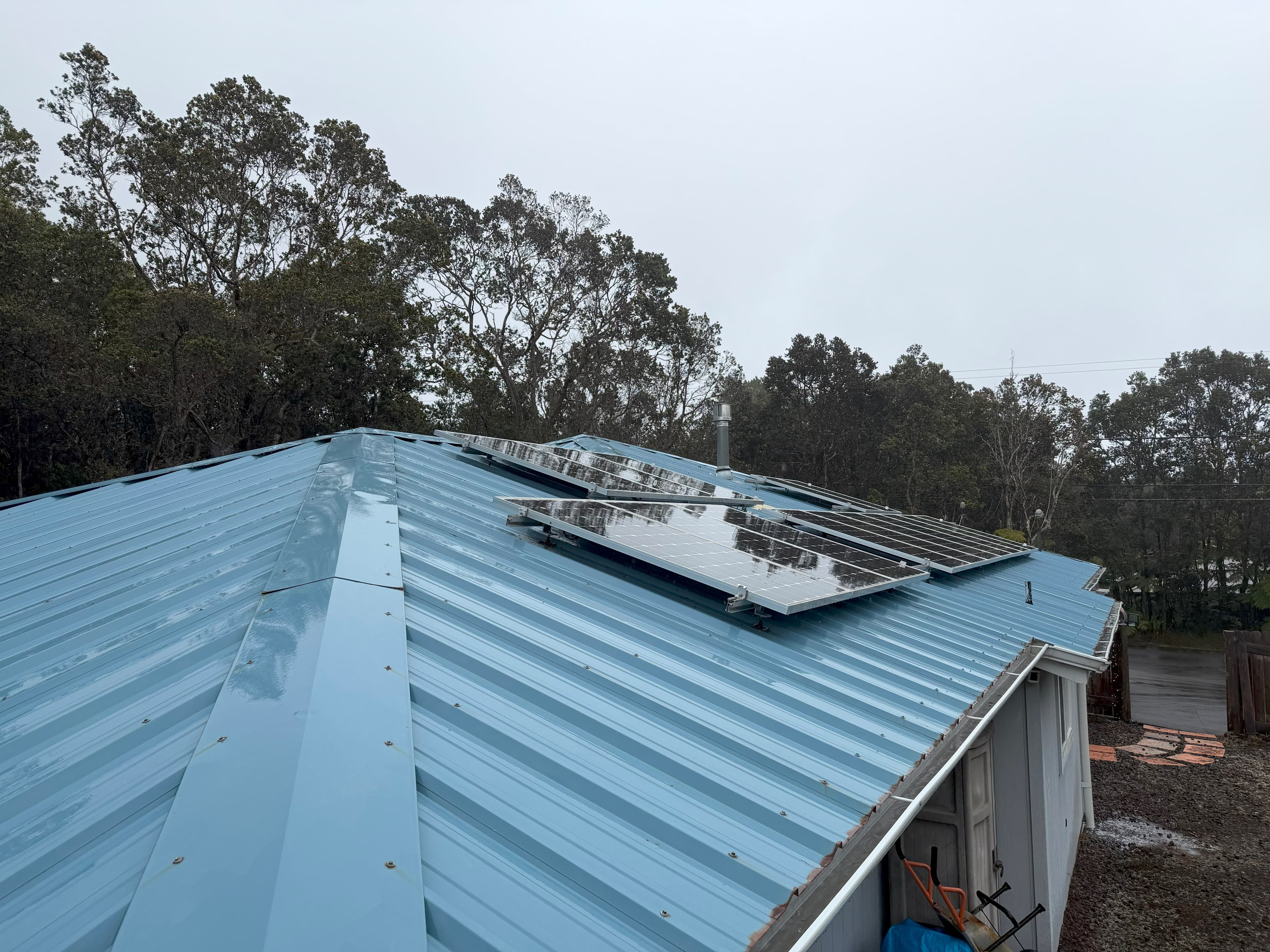 Property after exterior cleaning on Oahu Hawaii
